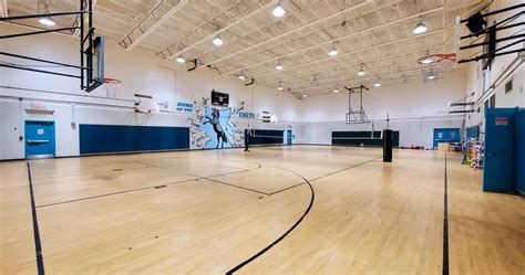 Hallandale Beach Open Gym .